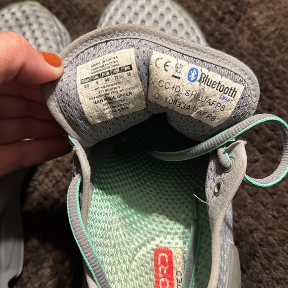Women’s UA CHARGED shoes size 8.5. Worn but have a lot of life in them! - Picture 3 of 4